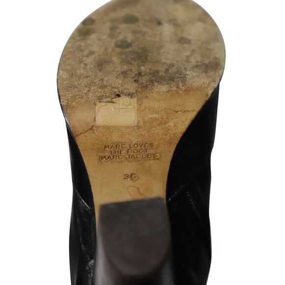 Marc Jacobs ‘Marc Loves the Boot’ Knee-high boots in Black Leather - Picture 6 of 6